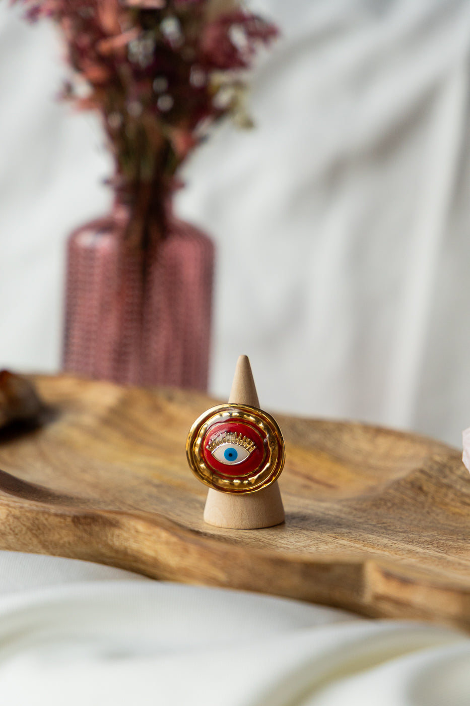 oog ring, rood oog, evil eye, blauw oog