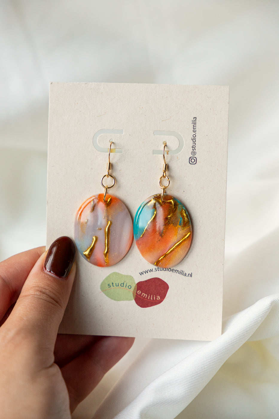 oorbellen van klei, unieke sieraden, handgemaakte sieraden, handgemaakte oorbellen, steen effect oorbellen