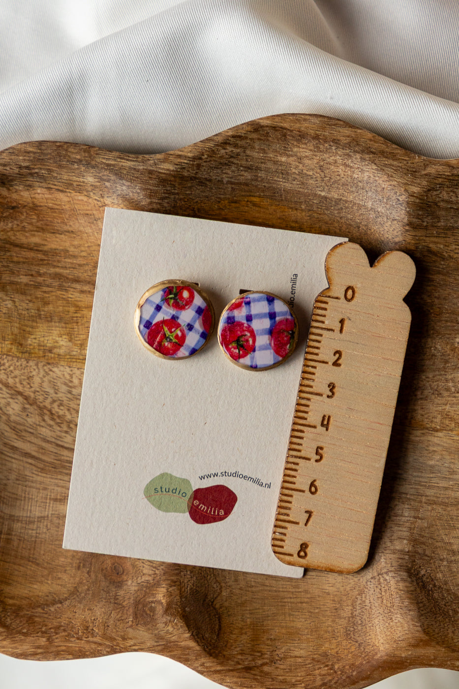 oorbellen van klei, unieke sieraden, geruit, tomaten, tomaten oorbellen, picnic oorbellen, sieraden van klei