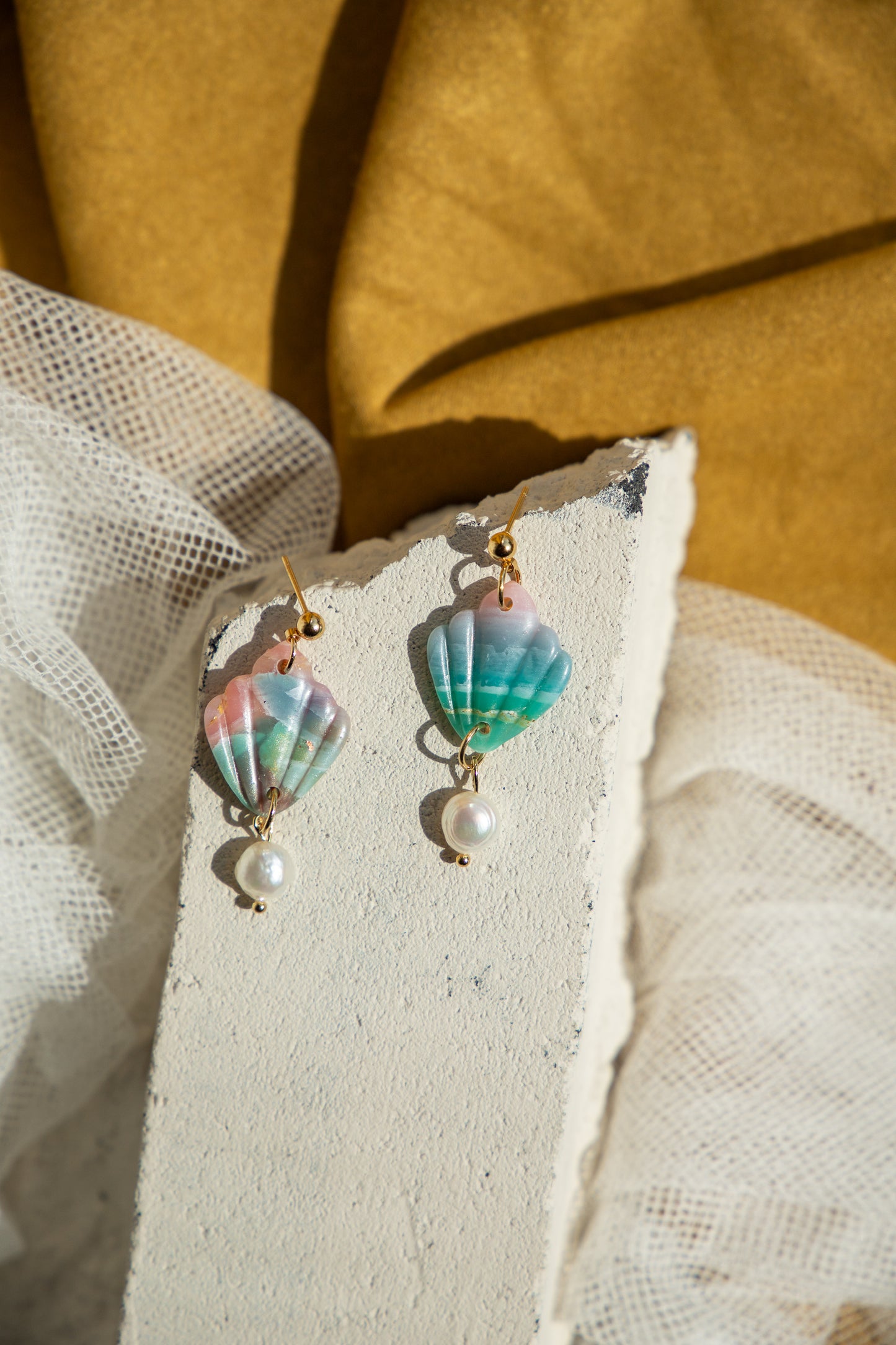 Venus Shell with Pearl