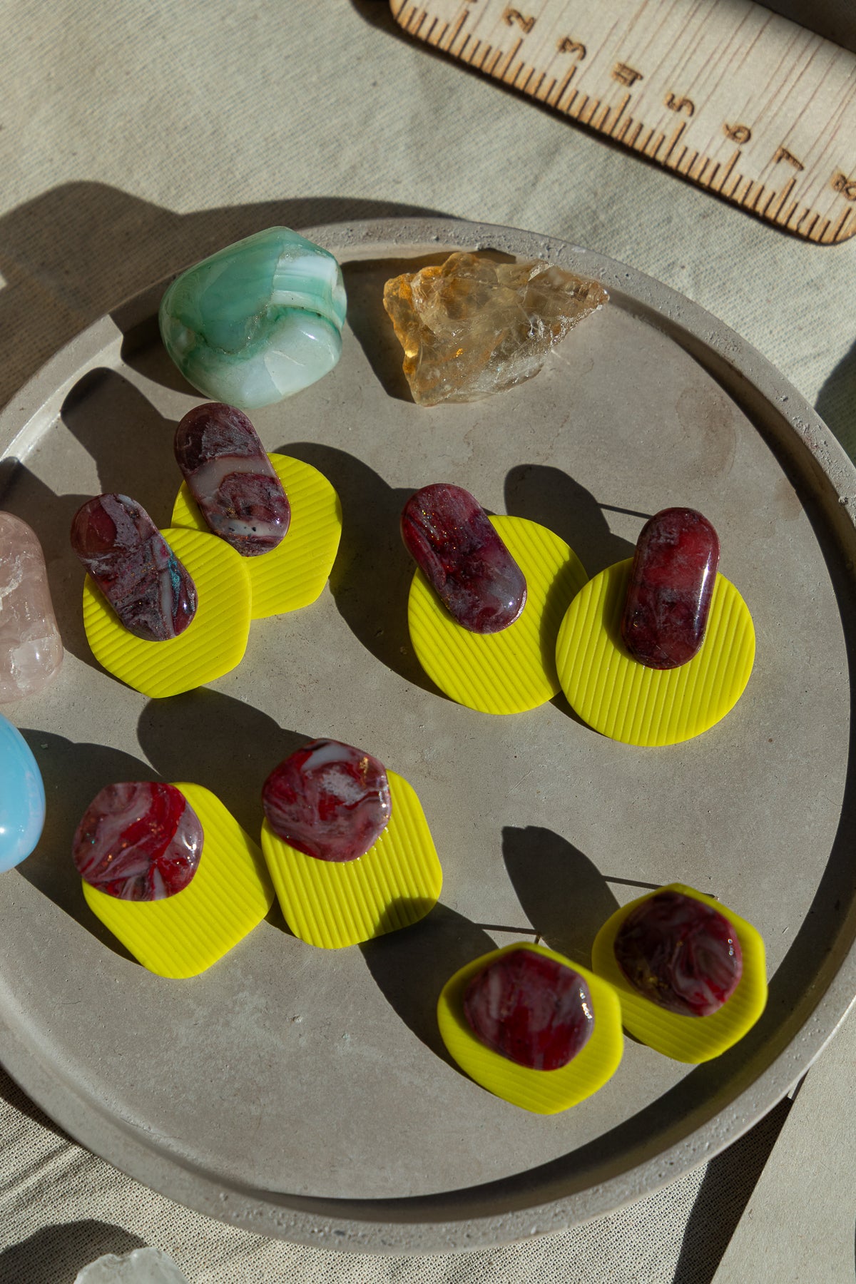 neon oorbellen, cadeau, handgemaakt, sieraden, uniek