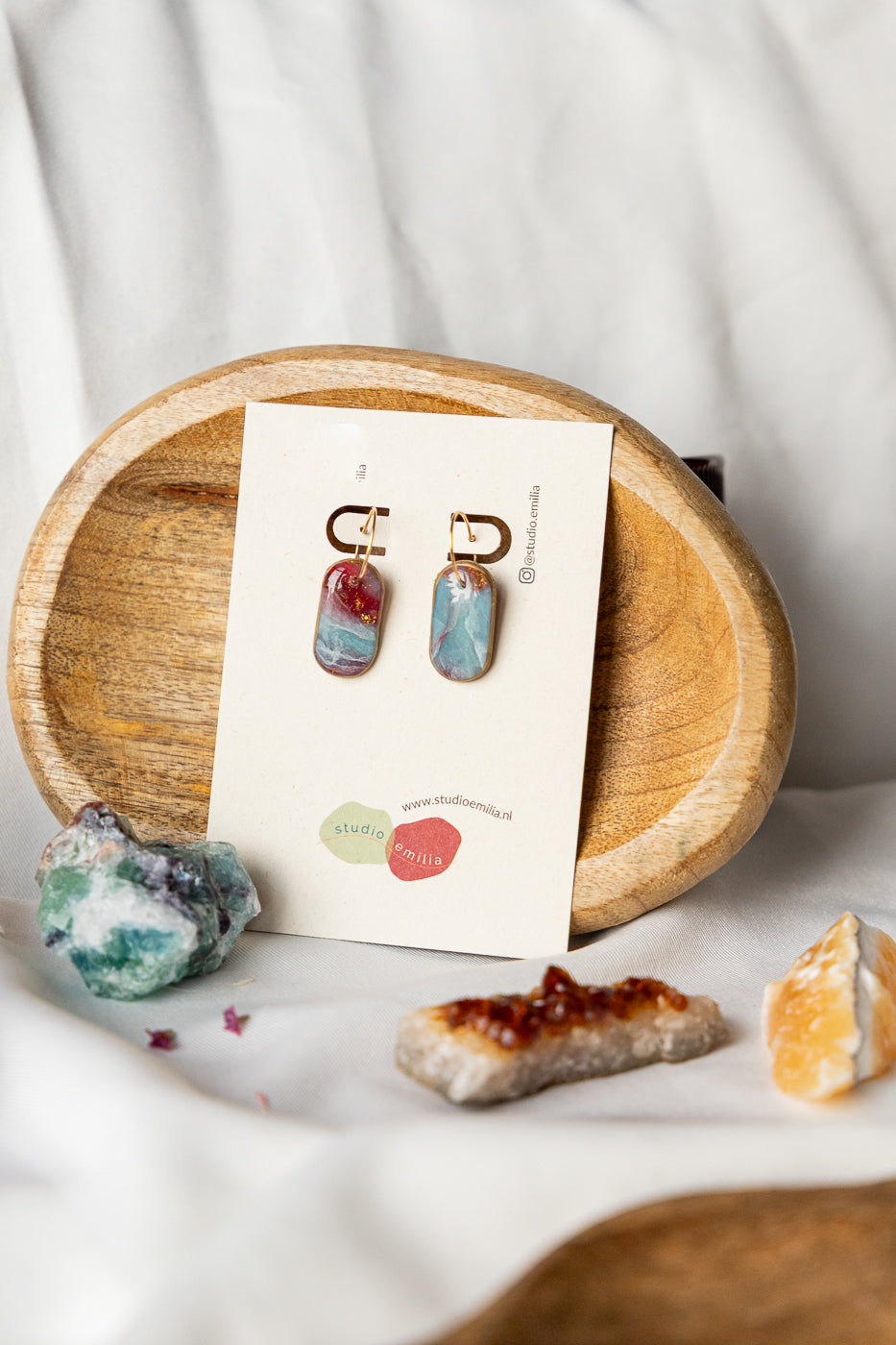 oorbellen van klei, sieraden, nieuwe collectie, handgemaakte sieraden, handgemaakte oorbellen, blauwe oorbellen, rode oorbellen, cadeau voor haar