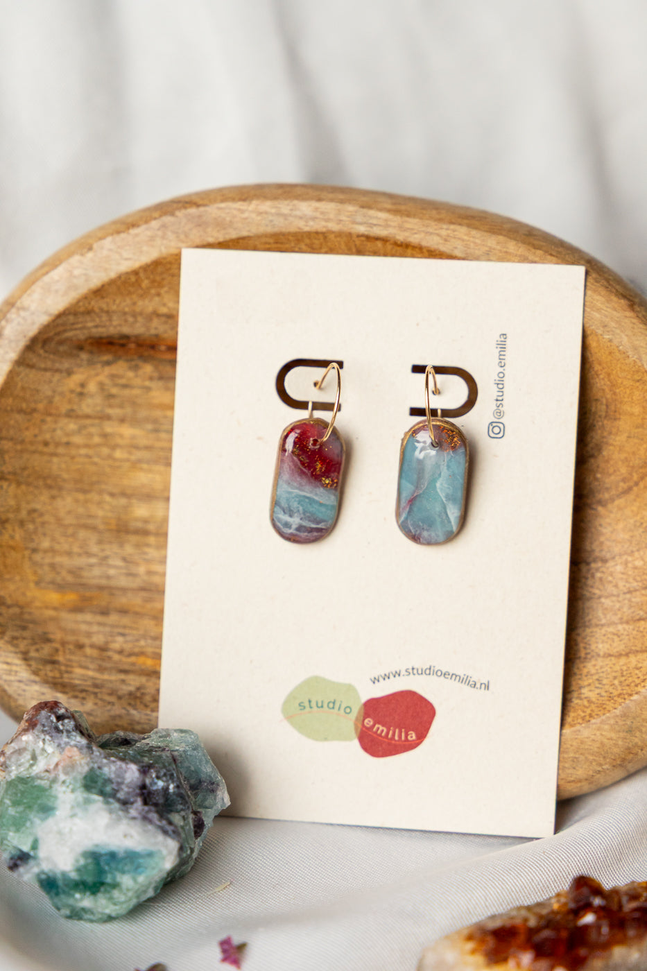 oorbellen van klei, sieraden, nieuwe collectie, handgemaakte sieraden, handgemaakte oorbellen, blauwe oorbellen, rode oorbellen, cadeau voor haar