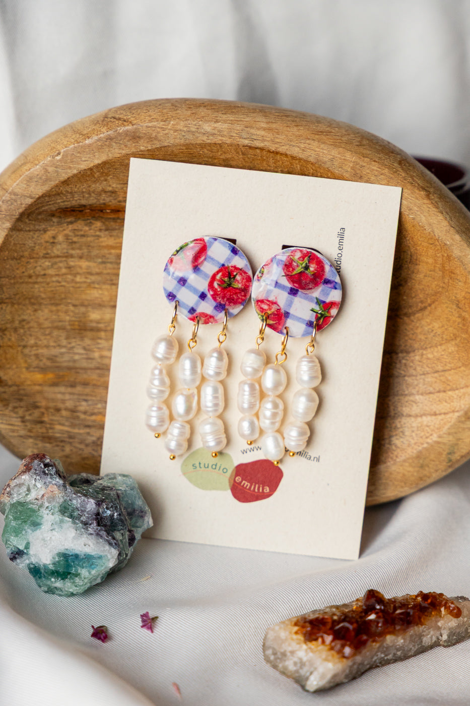 picnic parels, parel oorbellen, parels, oorbellen van klei, pearls, unieke sieraden, handgemaakte oorbellen