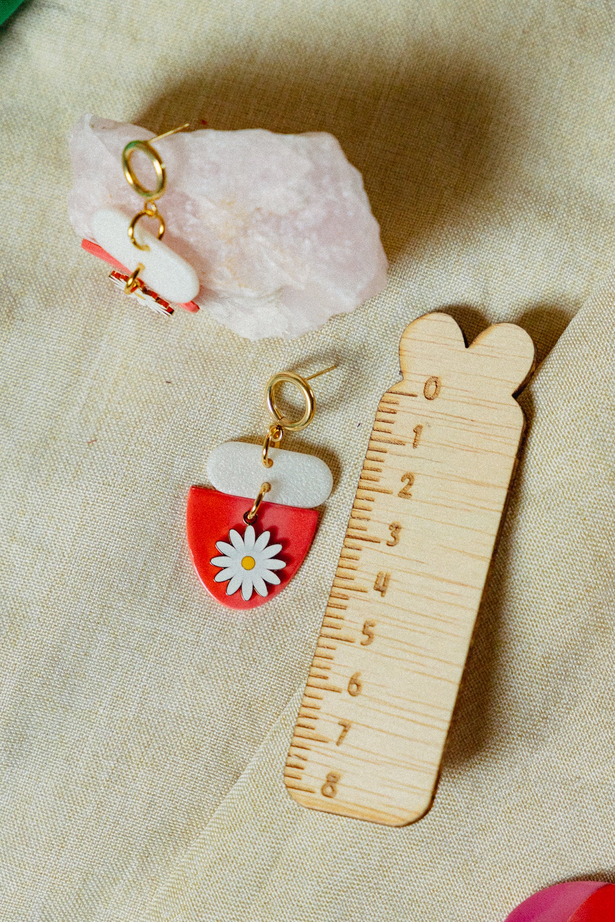 roze, bloem oorbellen, roze oorbellen, statement piece, statement sieraden, unieke cadeau, cadeau voor haar, handgemaakte sieraden