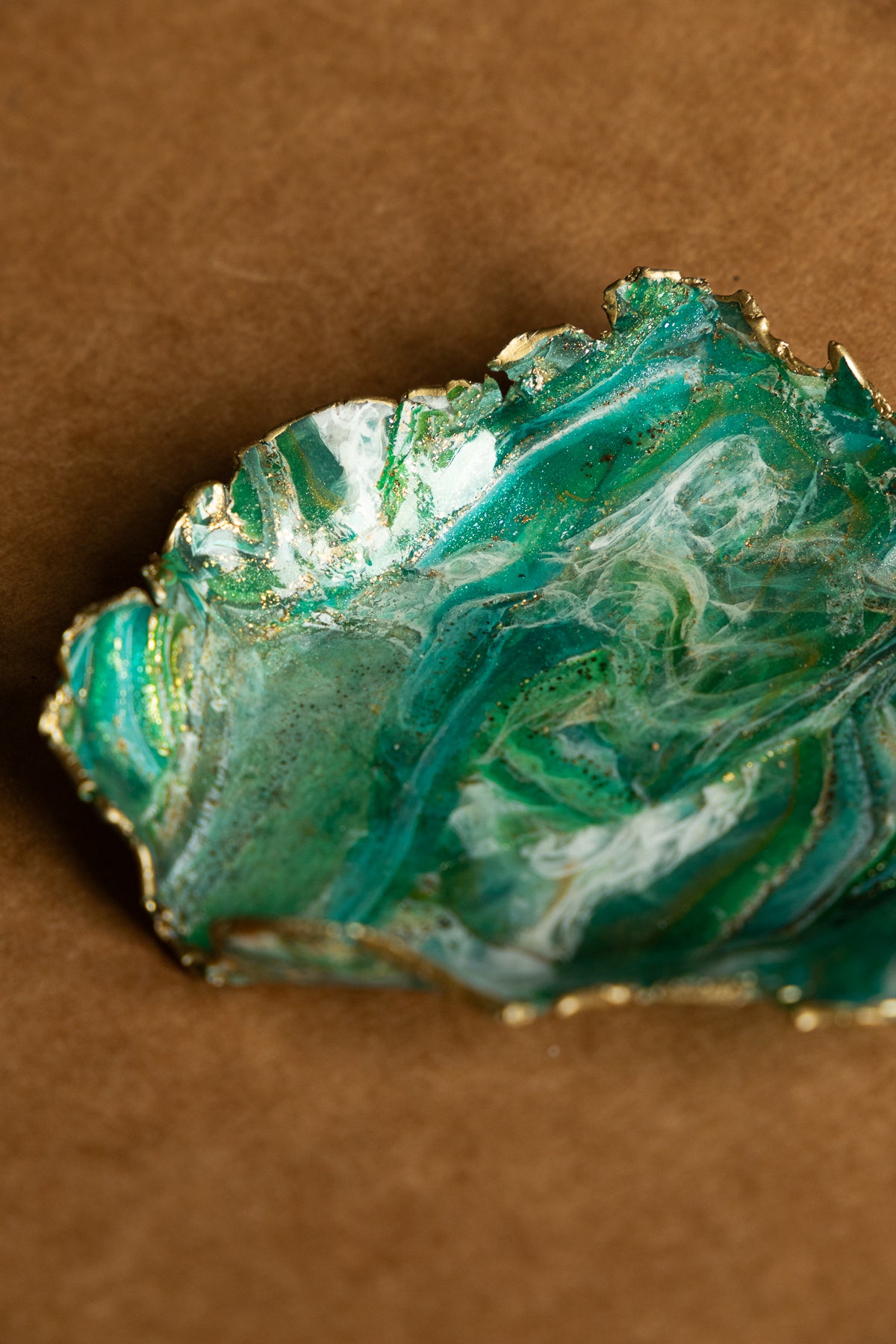 Accessoire | Faux agate dish in green
