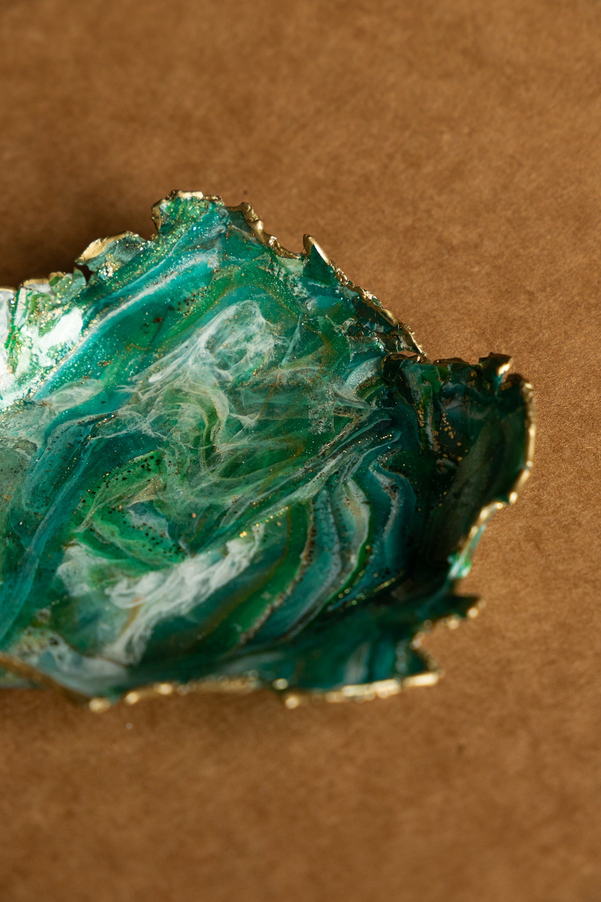 Accessoire | Faux agate dish in green