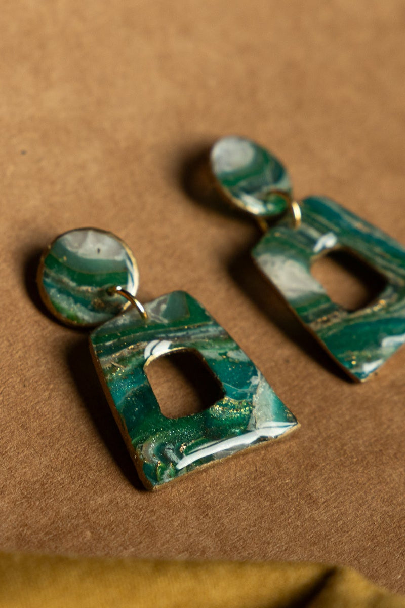 Oorbellen | faux agate green squares