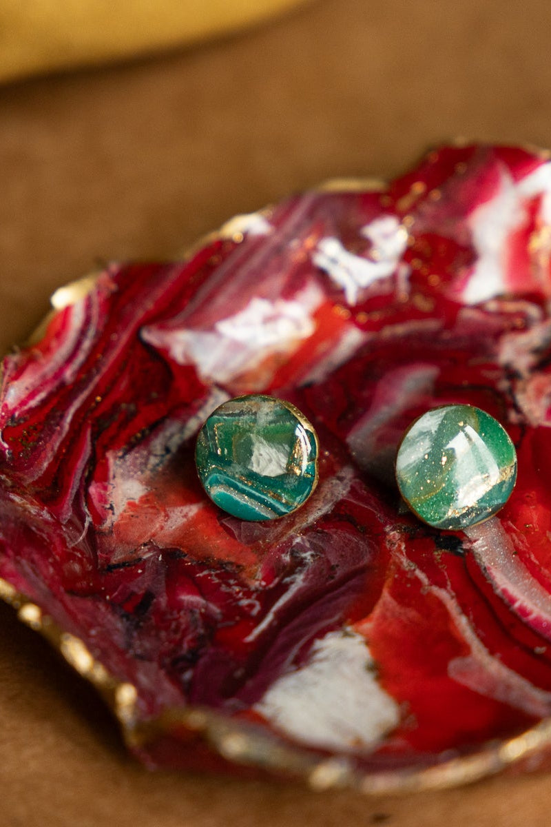 Oorbellen | faux agate green studs