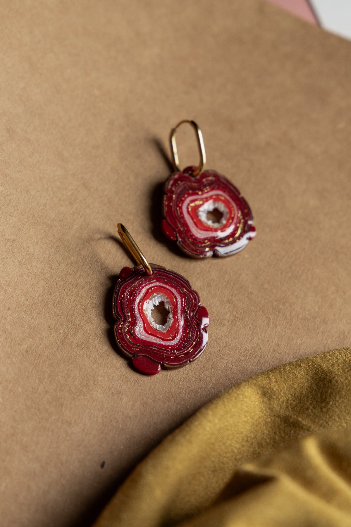 Oorbellen | Faux agate red organic