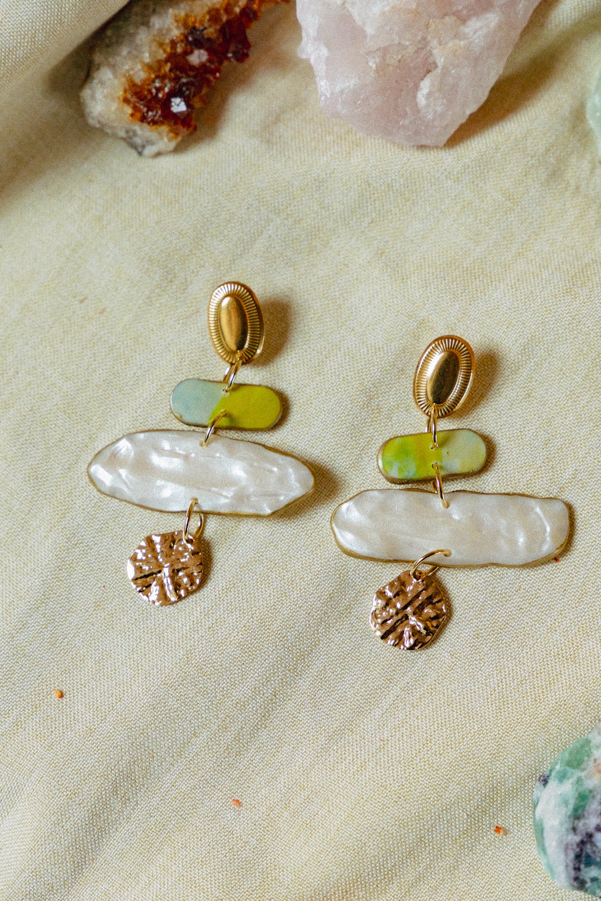 Oorbellen | green stone statement