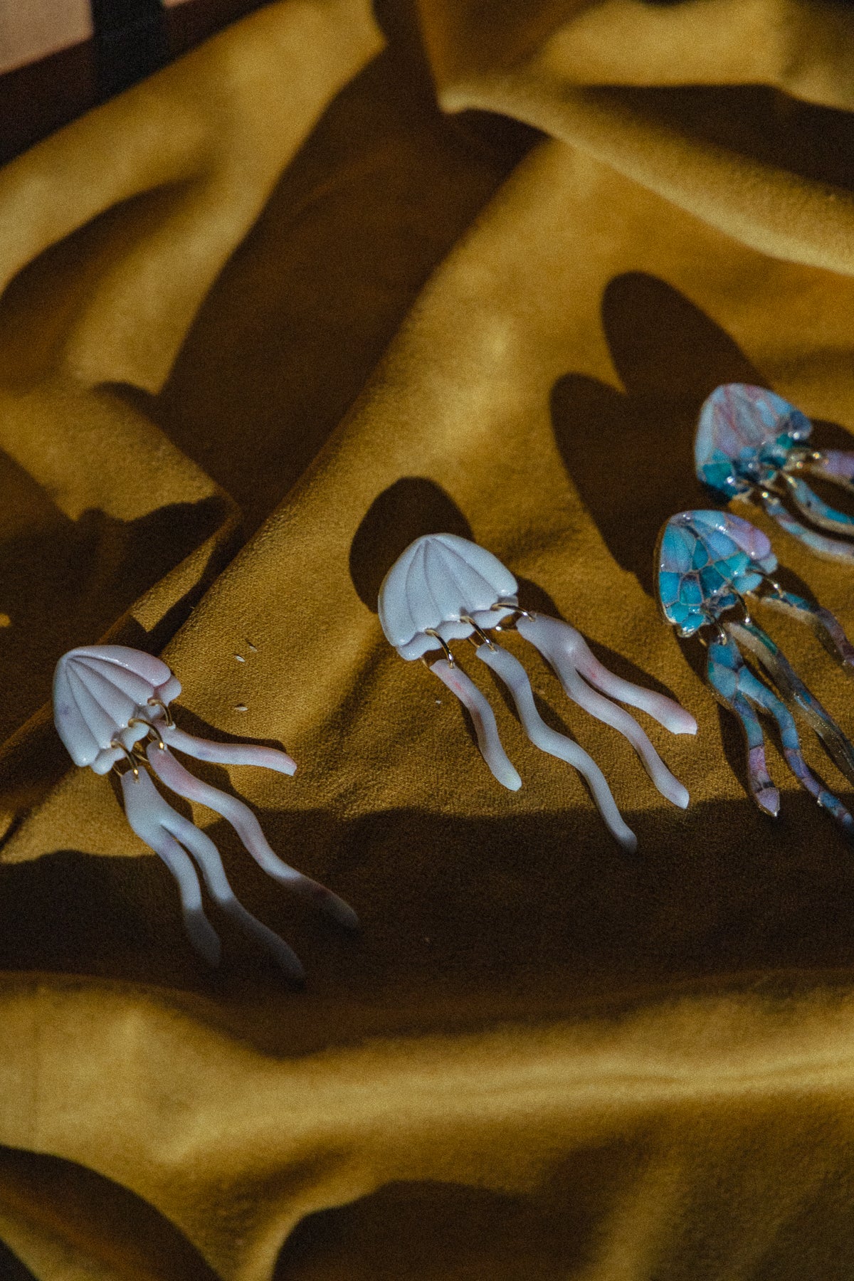 Earrings | Jellyfish white