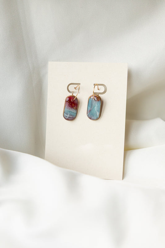 oorbellen van klei, sieraden, nieuwe collectie, handgemaakte sieraden, handgemaakte oorbellen, blauwe oorbellen, rode oorbellen, cadeau voor haar