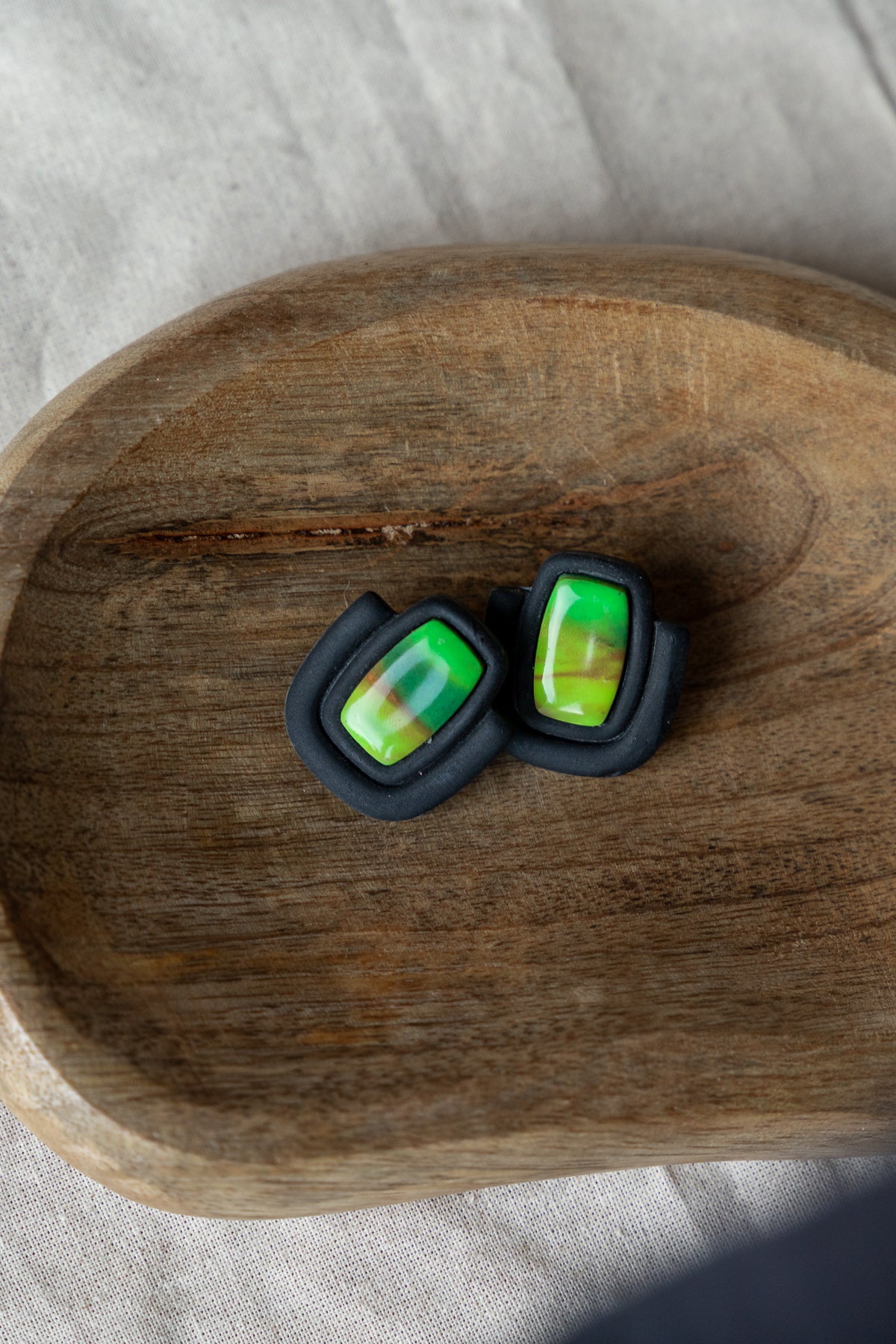 vierkant groene zwarte oorbellen, nieuwe collectie, cadeau, oorbellen cadeau