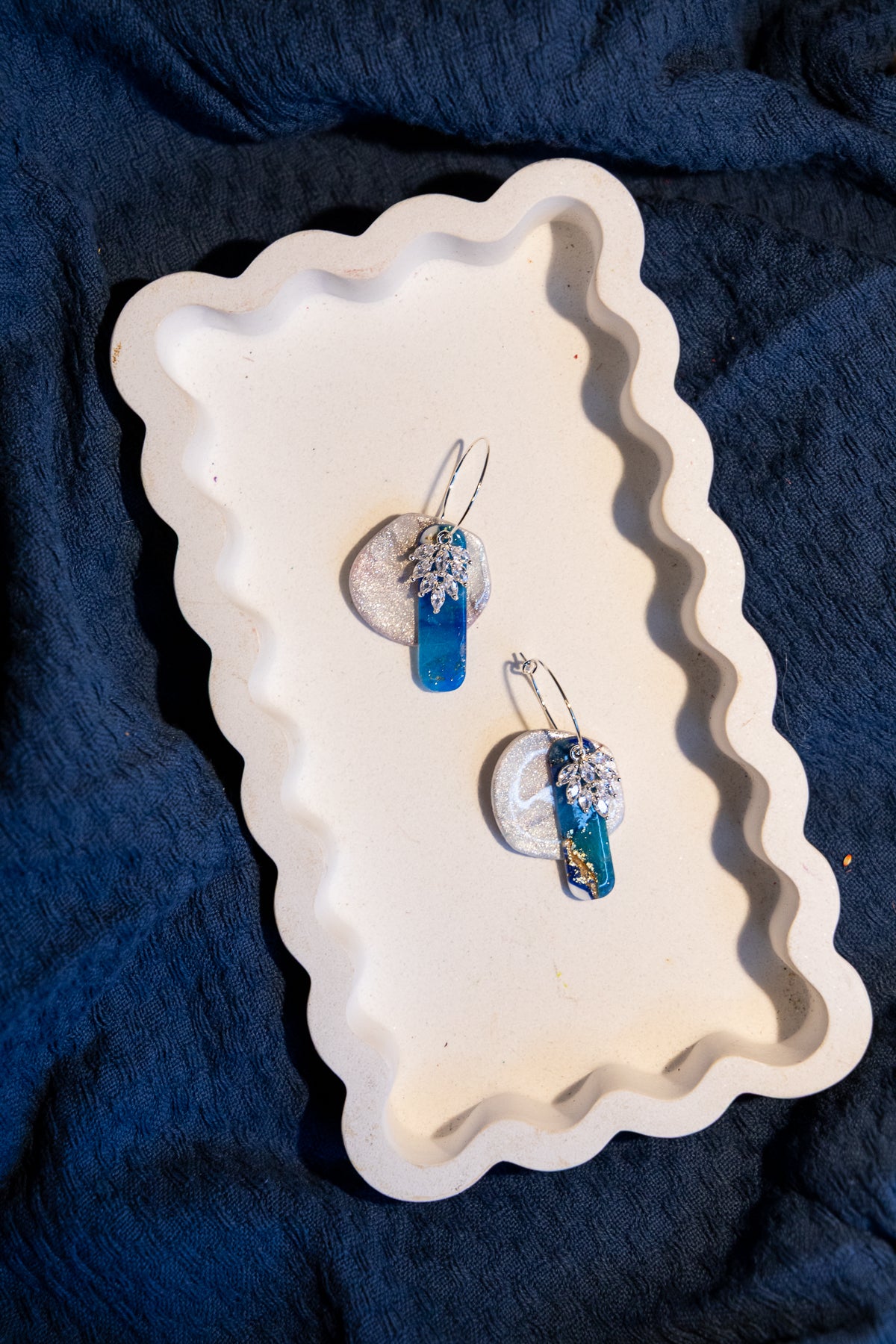 zilver oorbellen, zilver, rvs, roestvrijstaal, oorbellen van klei, klei oorbellen, statement oorbellen, dames oorbellen, handgemaakte sieraden