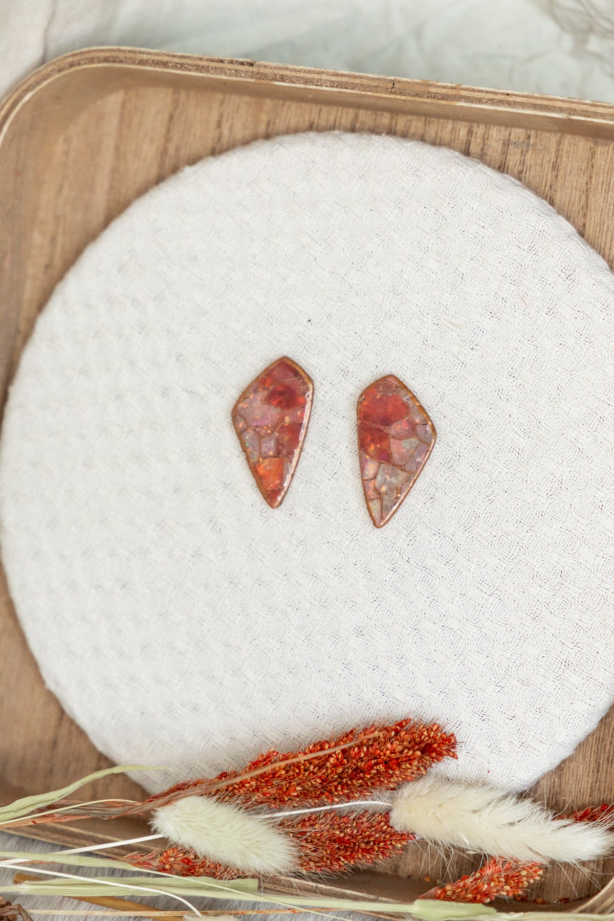 oorbellen van klei, klei oorbellen, sieraden, handgemaakte sieraden, statement sieraden, dames oorbellen