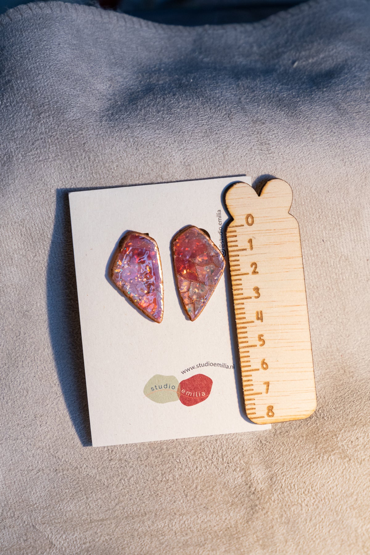 oorbellen van klei, klei oorbellen, sieraden, handgemaakte sieraden, statement sieraden, dames oorbellen