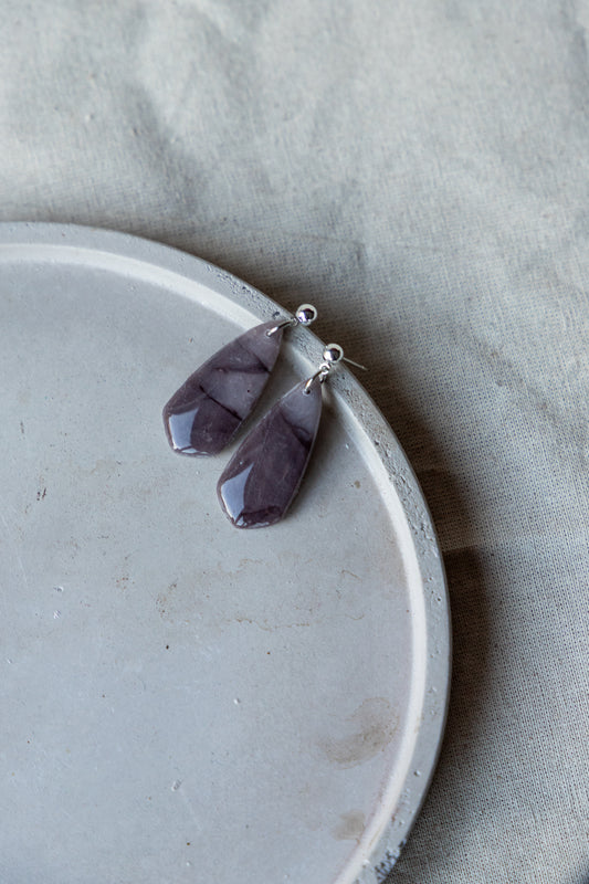 grijs oorbellen, klei oorbellen, grijze sieraden, marmer look sieraden, marmer look oorbellen